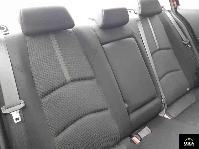 2017 Mazda Axela