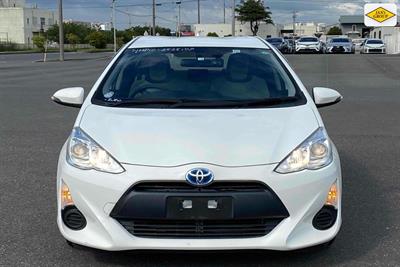 2016 Toyota Aqua - Thumbnail