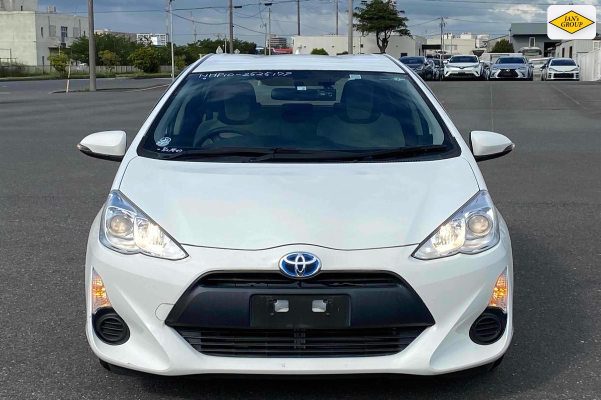 2016 Toyota Aqua