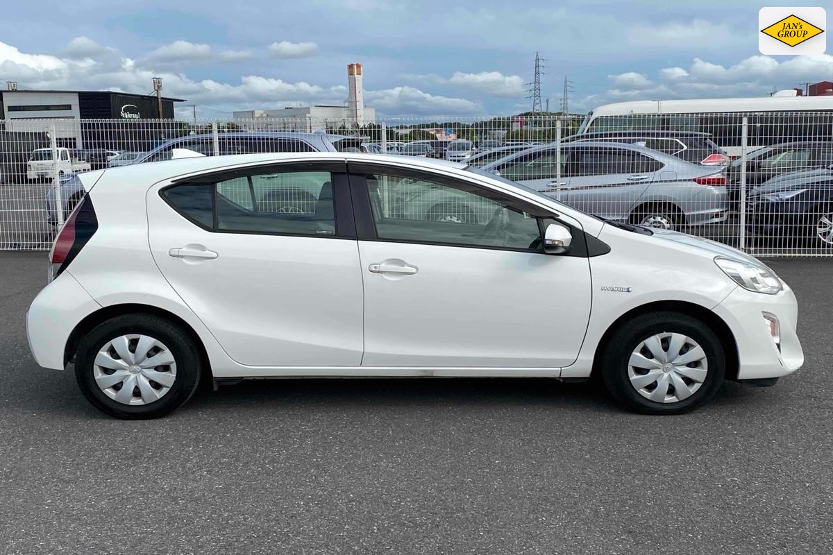 2016 Toyota Aqua