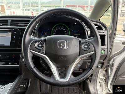 2015 Honda Shuttle - Thumbnail