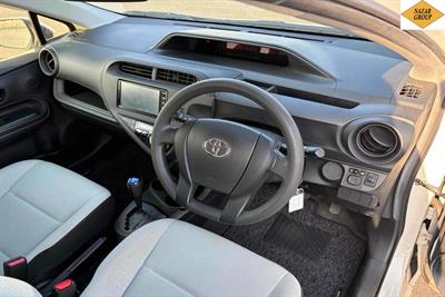 2020 Toyota Aqua - Thumbnail