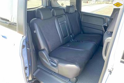 2013 Honda Freed - Thumbnail