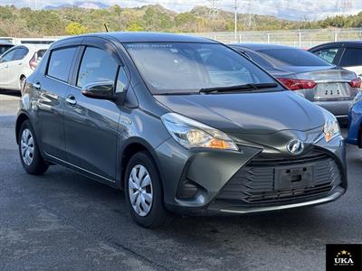 2017 Toyota Vitz