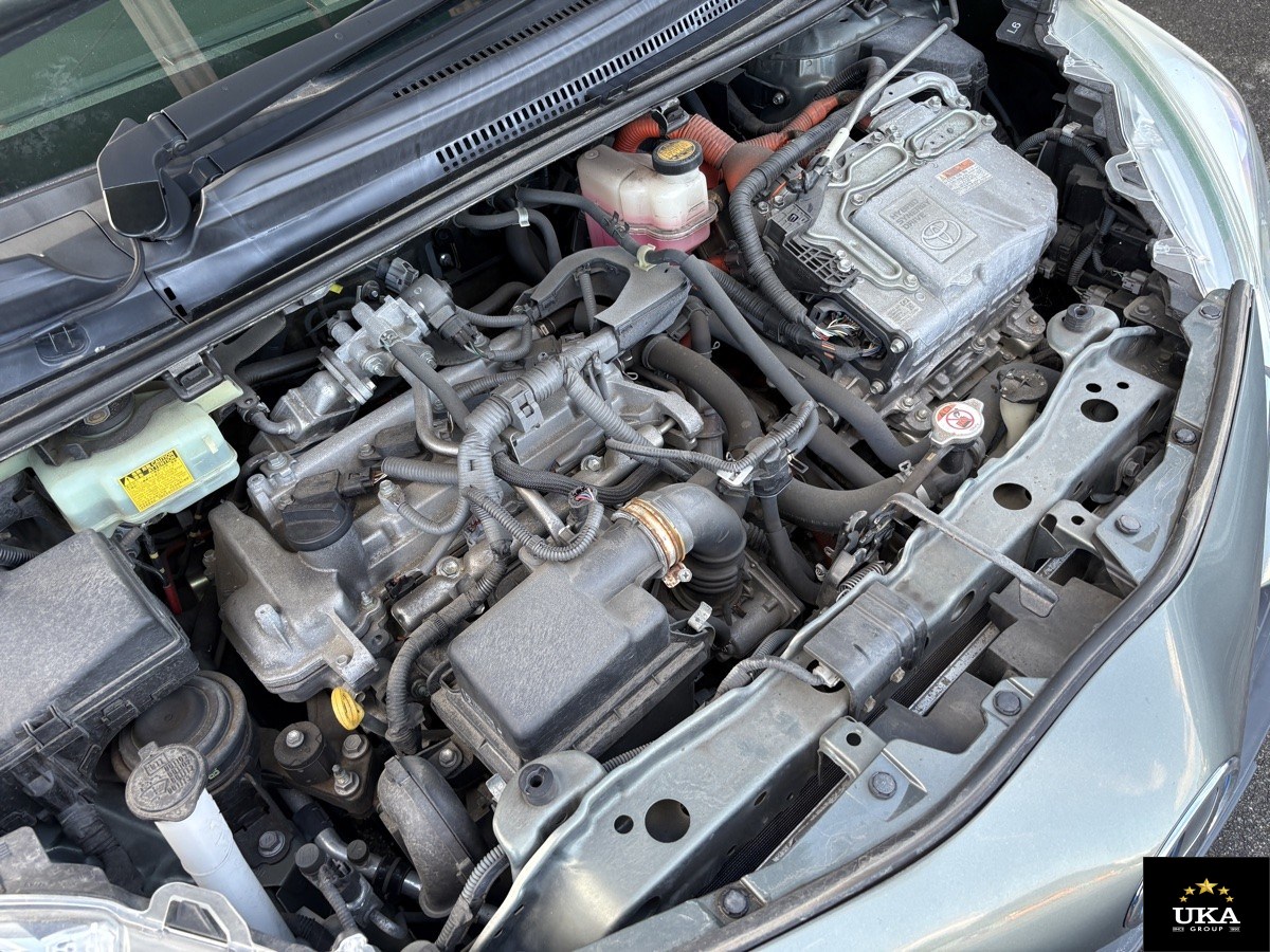2017 Toyota Vitz