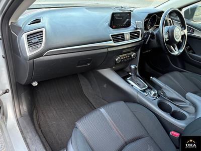 2017 Mazda Axela - Thumbnail