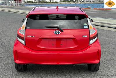 2017 Toyota Aqua - Thumbnail