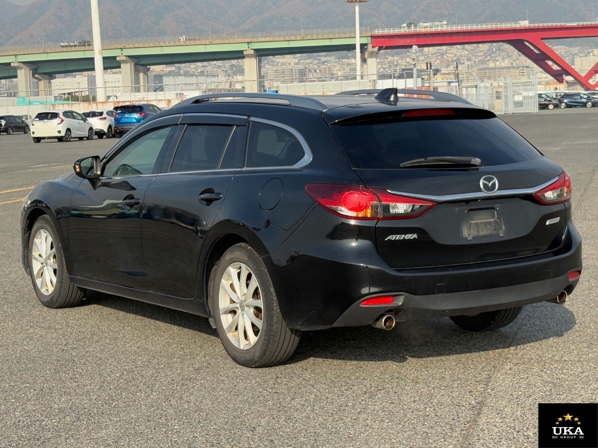 2013 Mazda Atenza