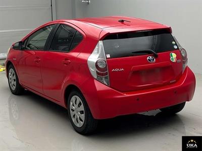 2012 Toyota Aqua - Thumbnail