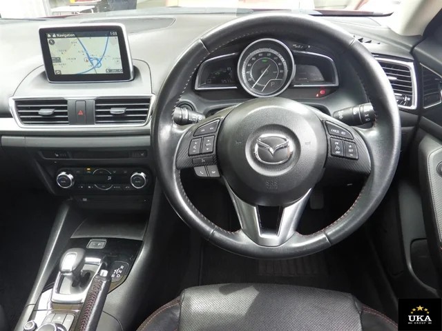 2014 Mazda Axela