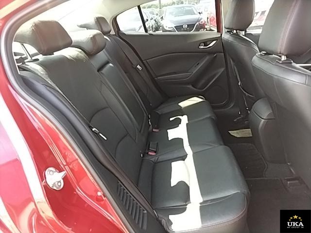 2014 Mazda Axela