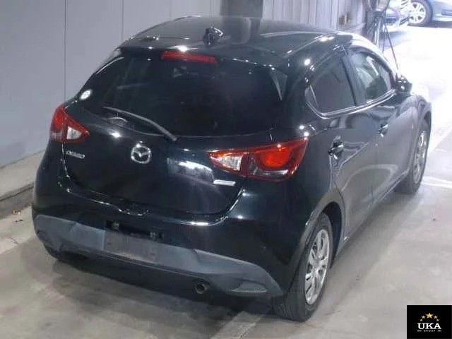 2017 Mazda Demio