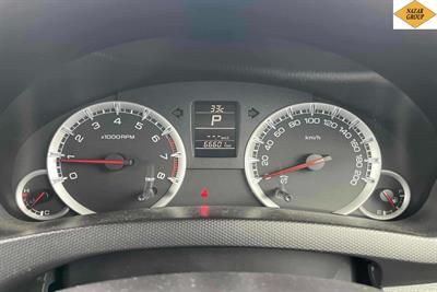 2014 Suzuki Swift - Thumbnail
