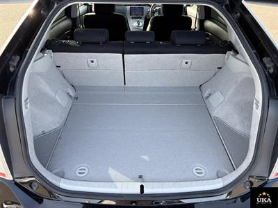 2015 Toyota Prius - Thumbnail