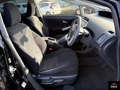 2015 Toyota Prius - Thumbnail