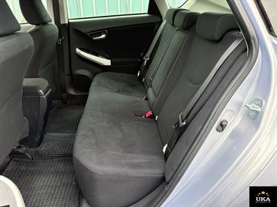 2014 Toyota Prius - Thumbnail