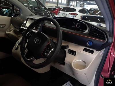 2015 Toyota Sienta - Thumbnail