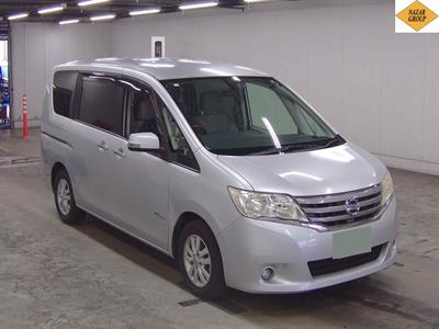 2013 Nissan Serena - Thumbnail