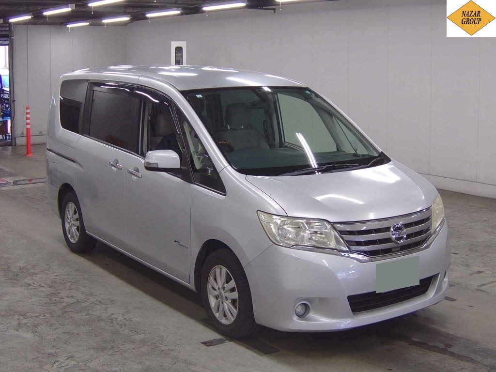 2013 Nissan Serena