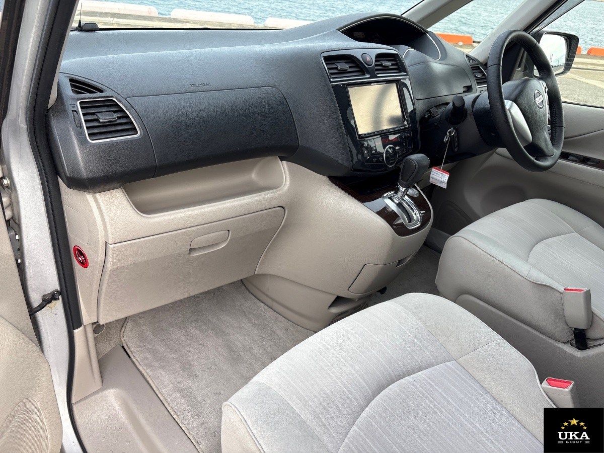 2013 Nissan Serena
