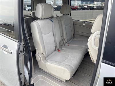 2013 Nissan Serena - Thumbnail