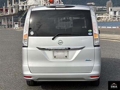 2013 Nissan Serena - Thumbnail