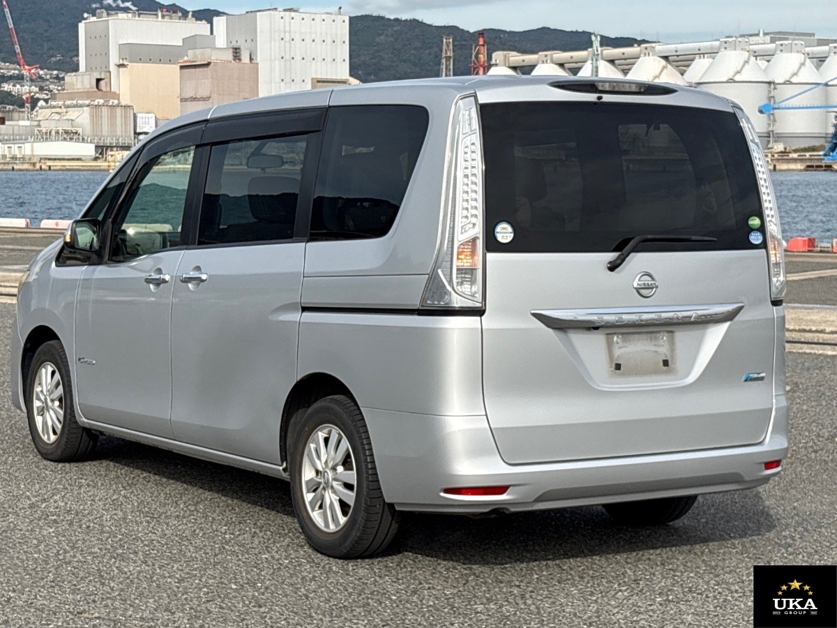 2013 Nissan Serena