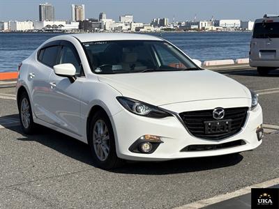 2014 Mazda Axela