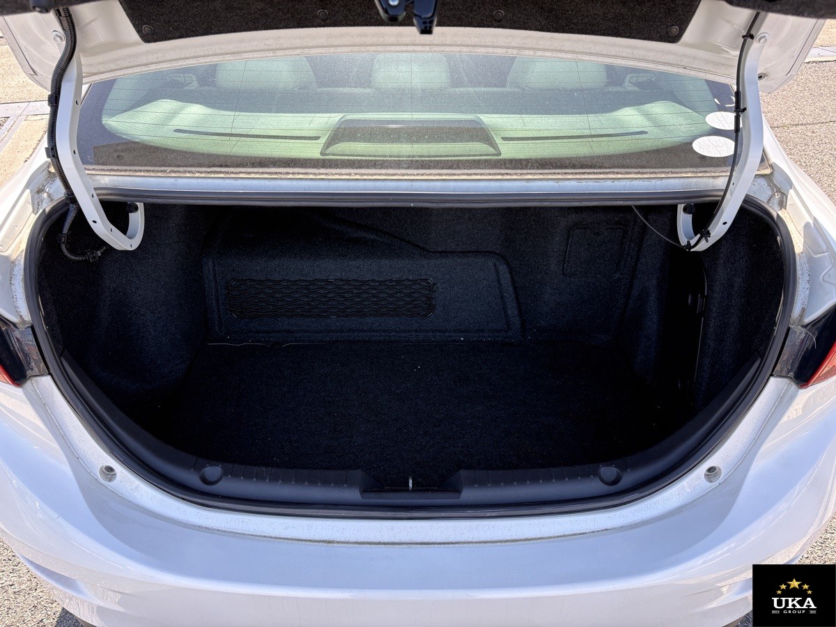 2014 Mazda Axela