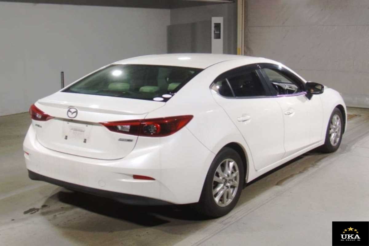 2014 Mazda Axela