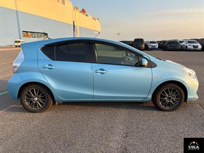 2014 Toyota Aqua - Thumbnail