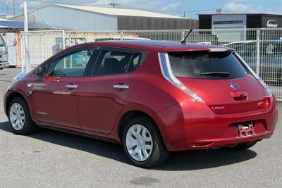 2015 Nissan Leaf - Thumbnail