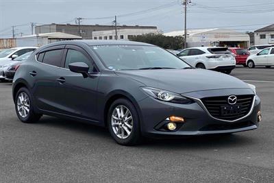 2014 Mazda Axela
