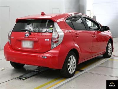 2013 Toyota Aqua - Thumbnail
