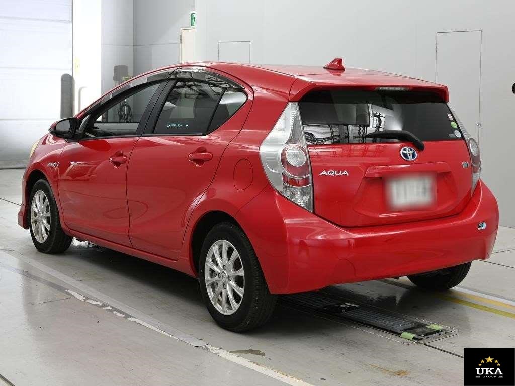 2013 Toyota Aqua