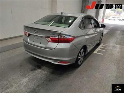 2015 Honda Grace - Thumbnail