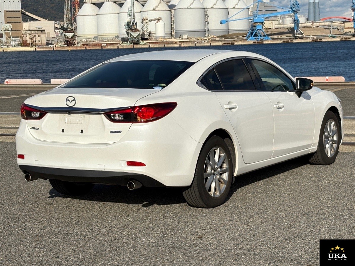 2013 Mazda Atenza