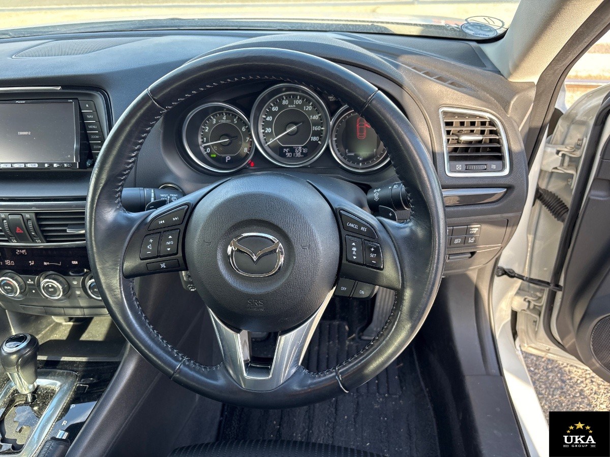 2013 Mazda Atenza