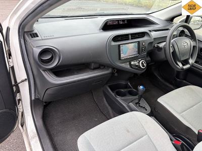 2020 Toyota Aqua - Thumbnail