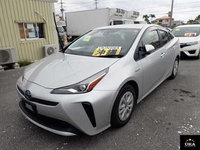 2019 Toyota Prius - Thumbnail
