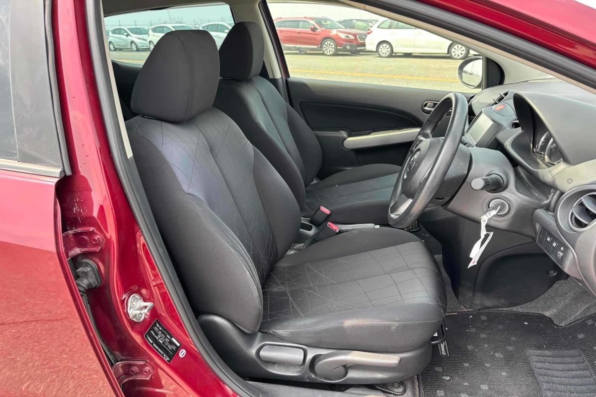 2012 Mazda Demio