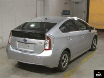 2014 Toyota Prius - Thumbnail