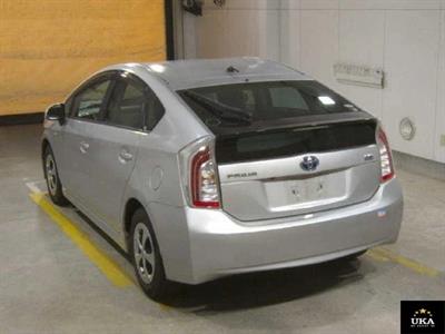 2014 Toyota Prius - Thumbnail