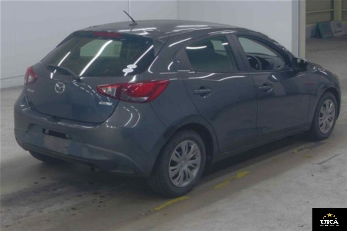 2015 Mazda Demio