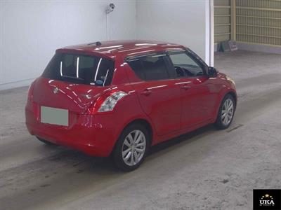 2015 Suzuki Swift - Thumbnail
