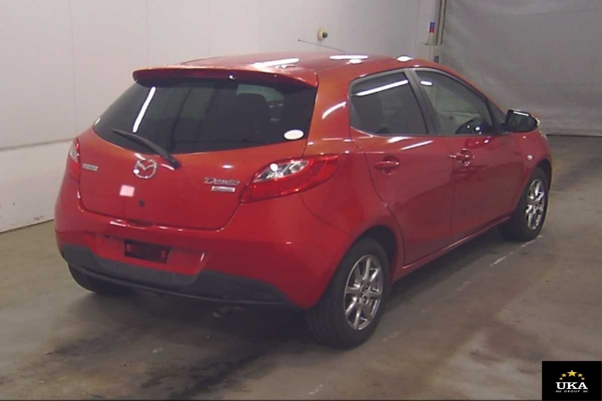 2013 Mazda Demio