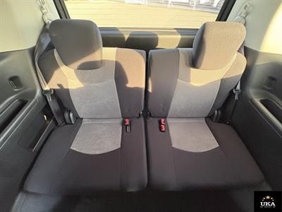 2013 Nissan Serena - Thumbnail