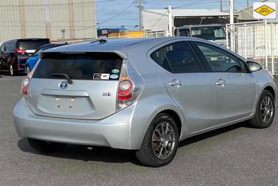 2014 Toyota Aqua - Thumbnail