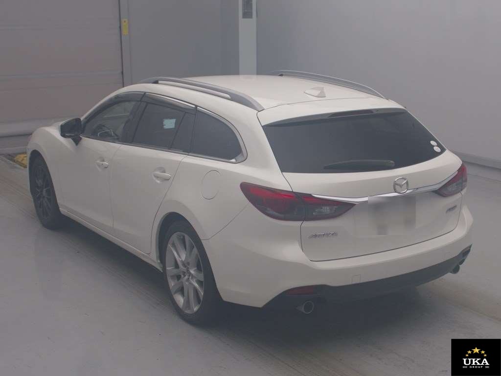 2016 Mazda Atenza
