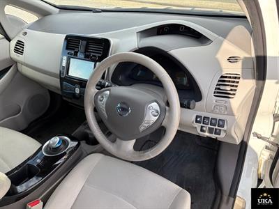 2017 Nissan Leaf - Thumbnail